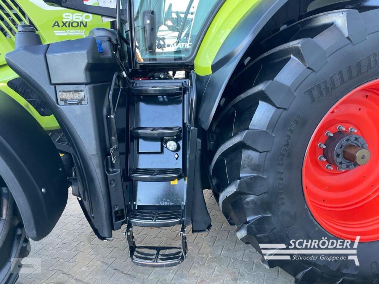Traktor van het type CLAAS AXION 960 C-MATIC | RTK, Gebrauchtmaschine in Wildeshausen (Foto 19)